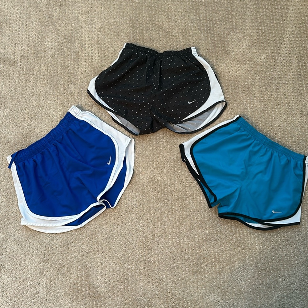 LOT of 3 Nike dri-fit shorts - size SMALL